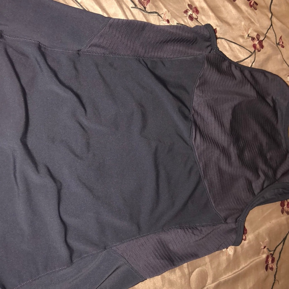 Workout tank top
